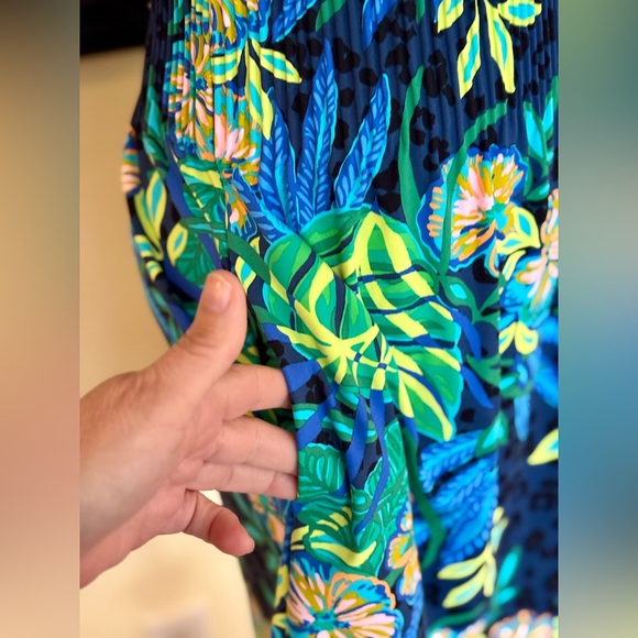NWT Lilly Pulitzer Luxletic Dress Love Active 50+spf The Hottest Spot Print SZ L - Picture 7 of 14